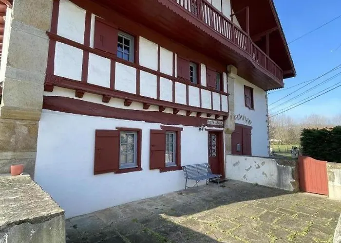 Martin Aundienia Vakantiehuis Sare